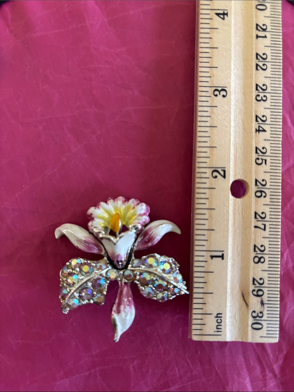 Vintage Iris & Rhinestone Pin - Picture 9 of 9